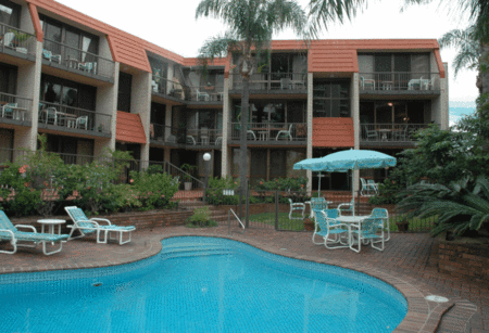 Surfspray Court Holiday Apartments - Local Tourism 0