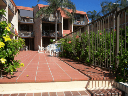 Surfspray Court Holiday Apartments - Local Tourism 2