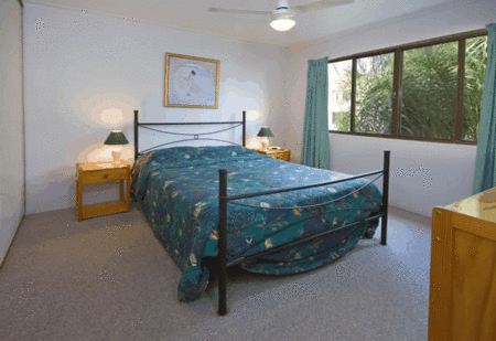 Kalua Holiday Apartments - Australia Shopping 4