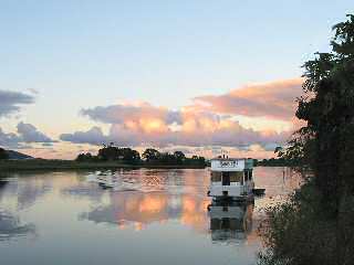 Tweed River Houseboats - Local Tourism 0