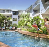 Flynns Beach Resort - Accommodation Australia