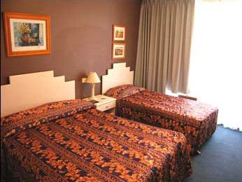 Addisons On Anzac - Bed n Breakfasts 4