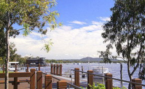 Noosa Place Resort - Australia Shopping 4