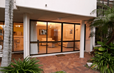 Noosa Apartments - Australia Shopping 4
