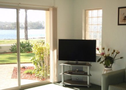 Merimbula Lake Apartments - Local Tourism 1