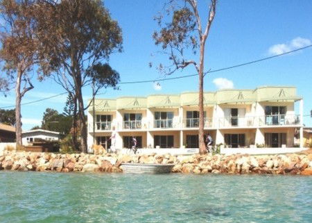 Merimbula Lake Apartments - Local Tourism 2