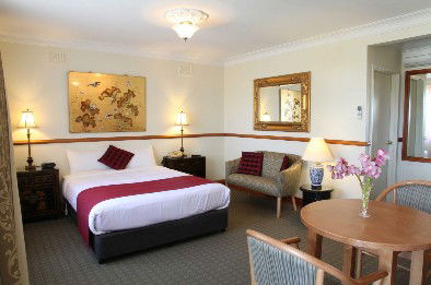 3 Explorers Motel - Local Tourism 1