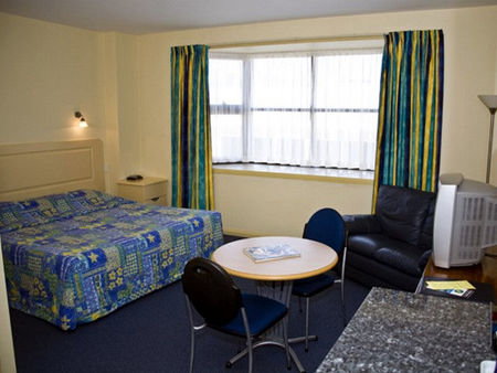 Mayfair Plaza Motel - Accommodation Australia 2