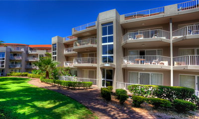 Markham Court Apartments - Australia Shopping 1