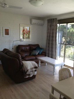 Aquarius Holiday Apartments - Accommodation Australia 3