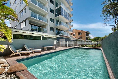 84 The Spit - Local Tourism 8