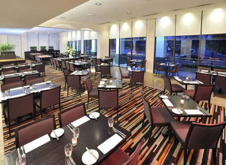 Novotel Melbourne Glen Waverley - Australia Shopping 8