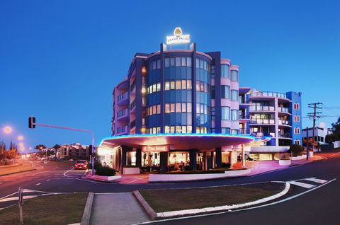 Grand Palais Beachside Resort - Accommodation Australia 0