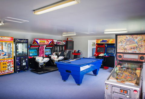 Dicky Beach Family Holiday Park - Local Tourism 1