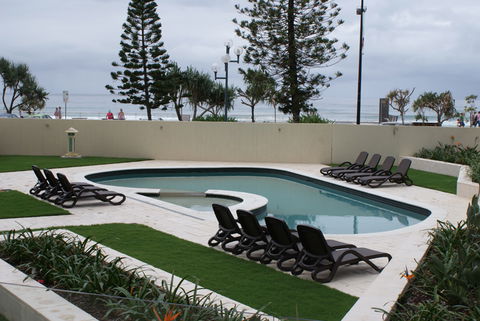 Zenith Apartments - Local Tourism 3