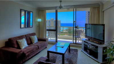 Aristocrat Apartments - Australia Shopping 11