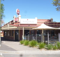 National Hotel - Accommodation Australia