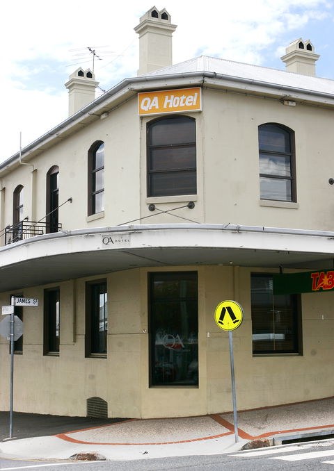 QA Hotel - Local Tourism 0