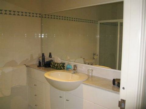 Golden Chain Heritage Motor Inn - Local Tourism 1