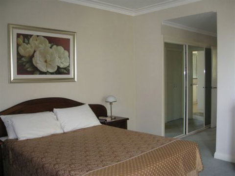 Golden Chain Heritage Motor Inn - Local Tourism 2