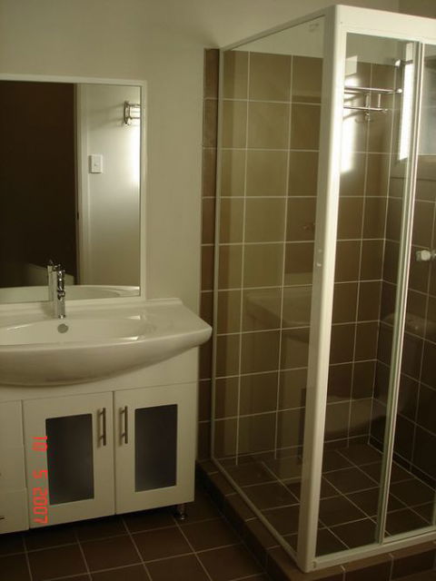 M1 Motel Caboolture - Australia Shopping 2