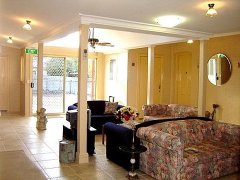 Boutique Motel Sefton House - Local Tourism 4