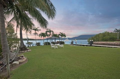 Hinchinbrook Marine Cove Motel - Accommodation Australia 6