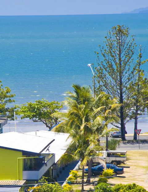Surfside Motel - Yeppoon - Accommodation Australia 0