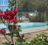 Motel Menere's - Local Tourism