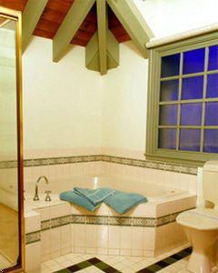 Olde Maritime Motor Inn - Local Tourism 0