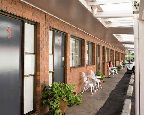 Country Pathfinder Motor Inn - Accommodation Australia 2