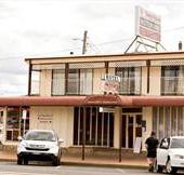 Town House Motor Inn - Accommodation Australia