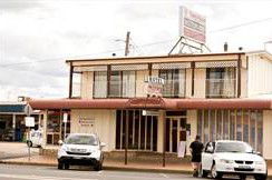 Town House Motor Inn - Accommodation Australia 0