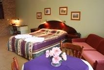 Deer Park Motor Inn - Accommodation Australia 4