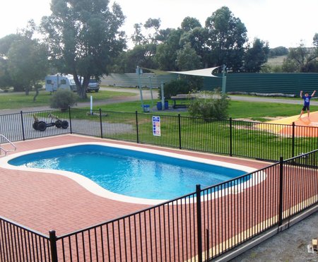 Elliston Caravan Park - Accommodation Australia 1