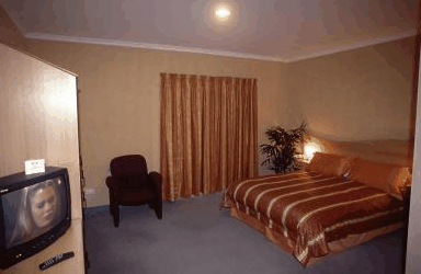 The Lighthouse Hotel - thumb 0