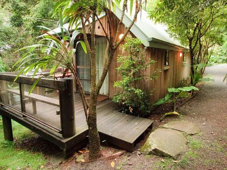 Mt Glorious Getaway Cottages - Local Tourism 0