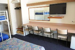 Fox Glenn Motor Inn - Local Tourism 0