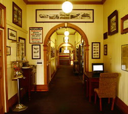 Brisbane Manor Hotel - Accommodation Australia 3