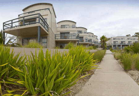 Corrigans Cove Apartments - Accommodation Australia 0