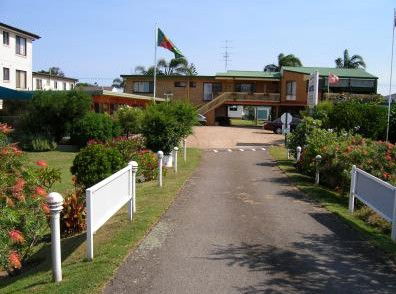 Lake Front Motel - Accommodation Australia 1