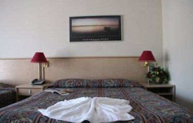 Apollo Resort Wamberal - Australia Shopping 1