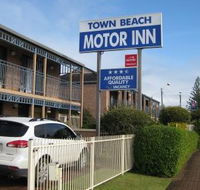 Town Beach Motor Inn - Accommodation Australia
