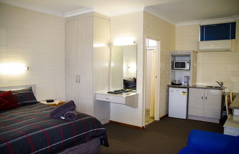 Ventura Motel - Accommodation Australia 6
