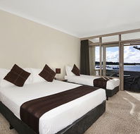 Waters Edge Country Comfort - Accommodation Australia