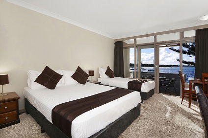 Waters Edge Country Comfort - Local Tourism 0