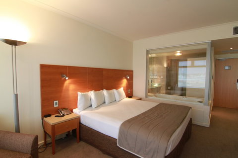 Quality Hotel Gateway Devonport - Local Tourism 3