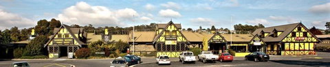 Olde Tudor Motor Inn - Accommodation Australia 3