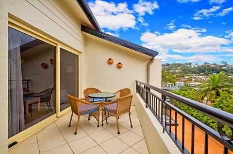Terrigal Sails Serviced Apartments - Local Tourism 3