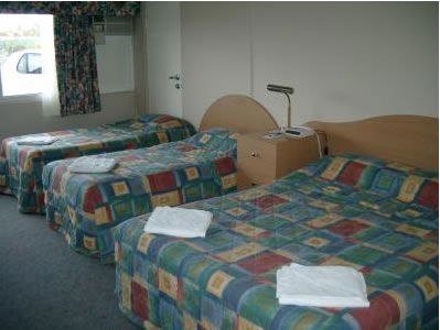 Ciloms Airport Lodge - Accommodation Australia 3